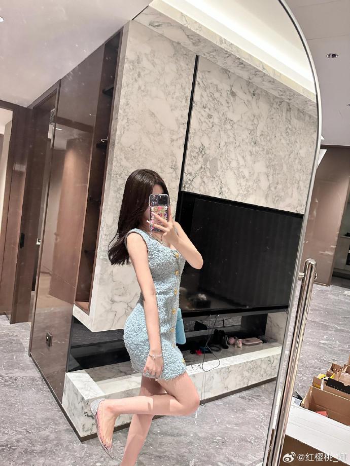 开端 封面